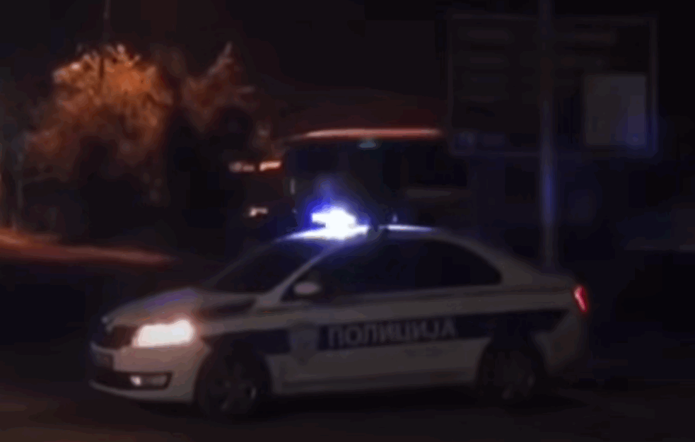 Filmska <span style='color:red;'><b>potera</b></span> kod Vranja: Policija blokirala auto put
